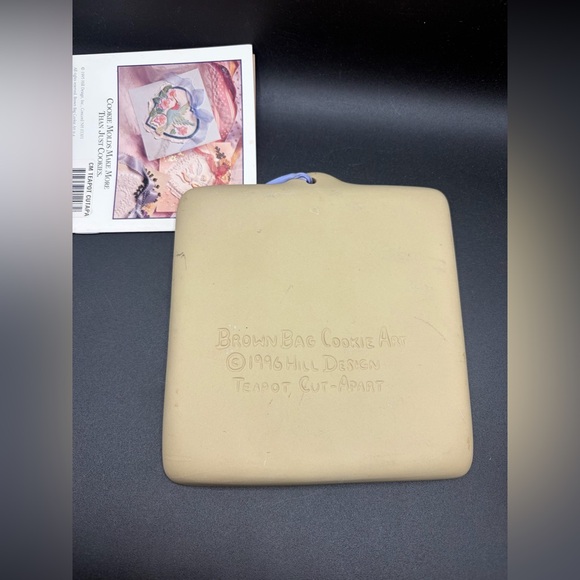 1996 Brown Bag Cookie & Craft Mold Hill Design Teapot Pattern Mold with Tags NWT - Picture 5 of 14